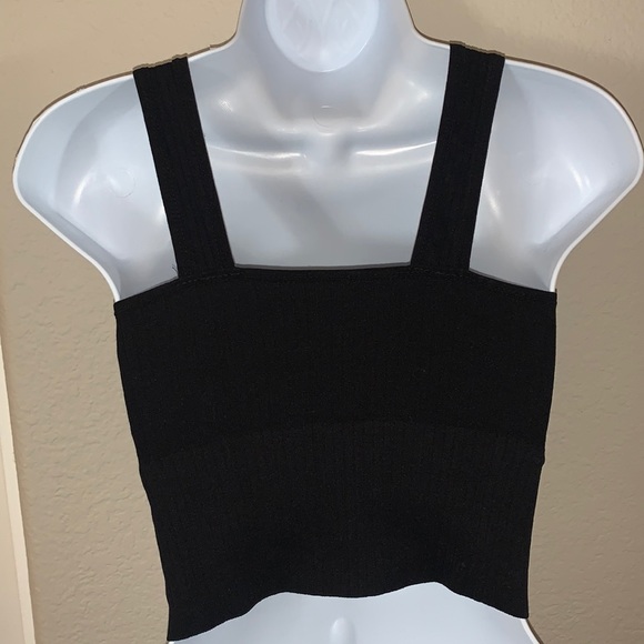 Push up crop tank top ! - Picture 2 of 4